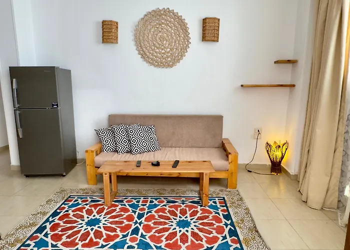Tatil Evi 4 Bedrooms In Lighthouse 2 Separate